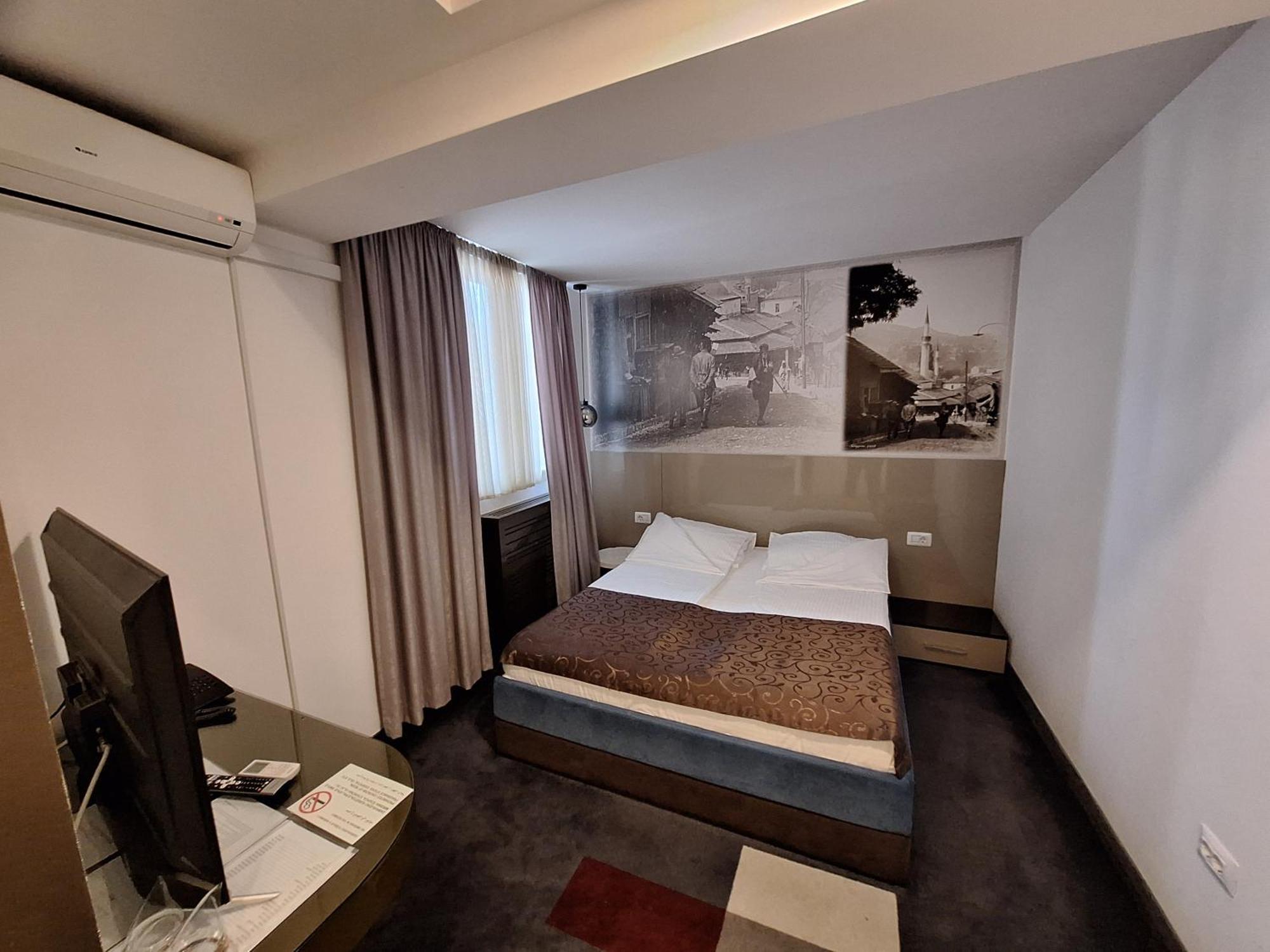 Hotel Boutique Bristol Сараєво Екстер'єр фото